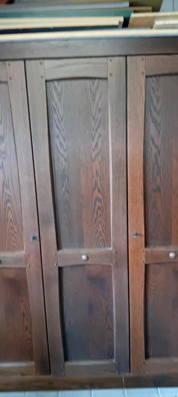 kast beschikbaar voor biedingen