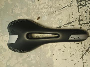 Sella Italia sls.Het zadel dat je wil hebben. beschikbaar voor biedingen