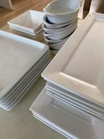 Wit servies 2 soorten, Huis en Inrichting, Keuken | Servies, Ophalen, Zo goed als nieuw, Bord(en)