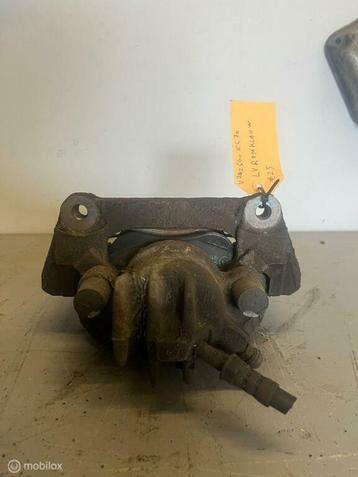 Remklauw linksvoor Volvo V70 II ('00-'08) 5003812 beschikbaar voor biedingen