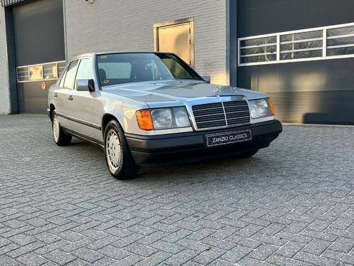 1987 Mercedes 230e (W124) aantoonbare km stand 96.000km, Auto's, Oldtimers, Bedrijf, Te koop, ABS, Panoramadak, Radio, Mercedes-Benz