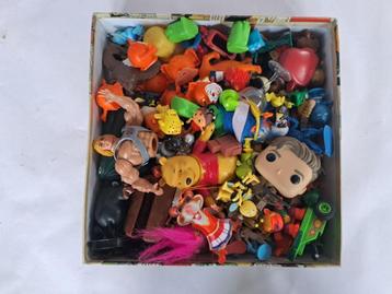 Grote verzameling poppetjes en figuren enz.. - 124x beschikbaar voor biedingen