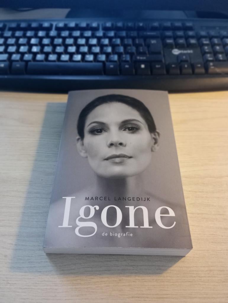 Igone de Jongh (biografie) Marcel Langedijk, Ophalen of Verzenden, Zo goed als nieuw, Nederland