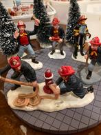 Set brandweermannen van lemax gereserveerd voor de Bat, Diversen, Ophalen of Verzenden, Zo goed als nieuw