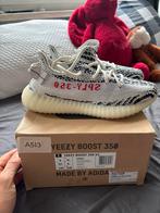 Yeezy 350 V2 Zebra - Maat 37 1/3 -  Nieuw!, Kleding | Dames, Schoenen, Ophalen of Verzenden, Nieuw, Wit, Sneakers of Gympen