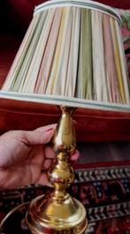 Vintage messing tafellampje met geplooid kapje., Huis en Inrichting, Lampen | Tafellampen, Ophalen of Verzenden, Zo goed als nieuw