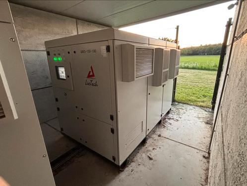 SCU 50kw / 150kwh zakelijke energieopslag met sturing, Doe-het-zelf en Verbouw, Zonnepanelen en Toebehoren, Gebruikt, Compleet systeem