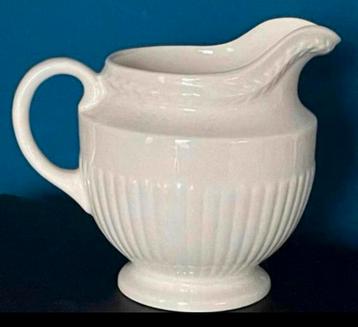 room/melk kannetje -> Wedgwood Barlaston Edme beschikbaar voor biedingen