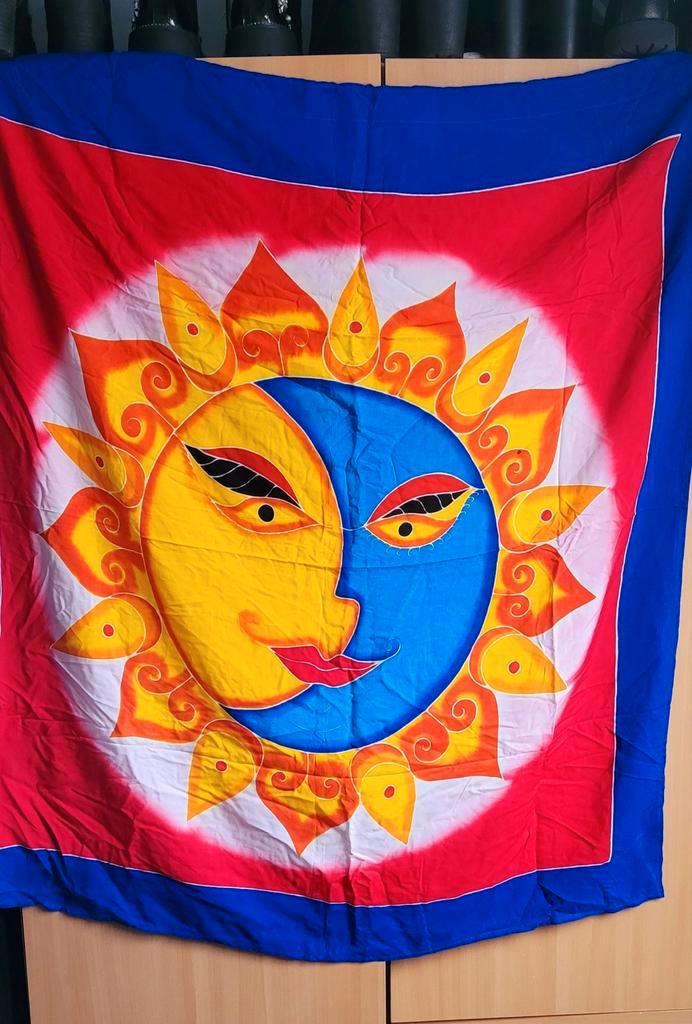 Mooi doek met de Zon en de Maan!, Huis en Inrichting, Woonaccessoires | Boeddhabeelden, Nieuw, Ophalen of Verzenden