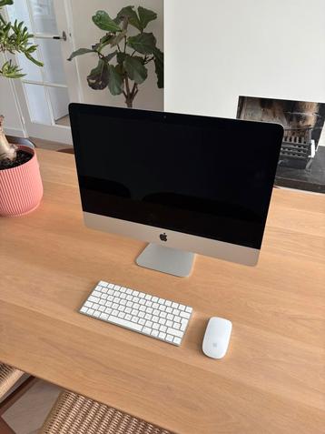 Apple iMac - 21,5 inch - Late 2015 - Super staat beschikbaar voor biedingen