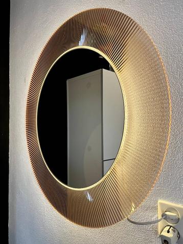 Ronde spiegel met verlichting - licht roze / beige beschikbaar voor biedingen