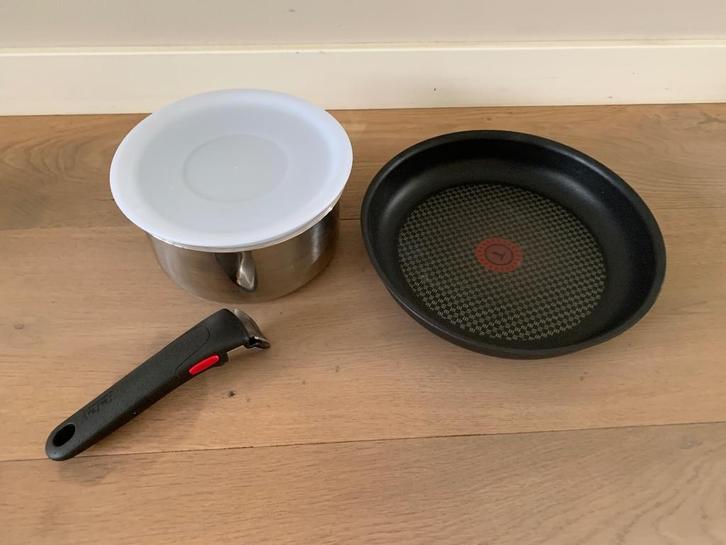 Complete serviceset, oa Mepal & Joseph Joseph, Caravans en Kamperen, Kampeeraccessoires, Zo goed als nieuw, Ophalen of Verzenden