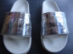 badslippers, slippers, merk 'superdry', dames maat 40, Slippers, Superdry, Wit, Ophalen of Verzenden