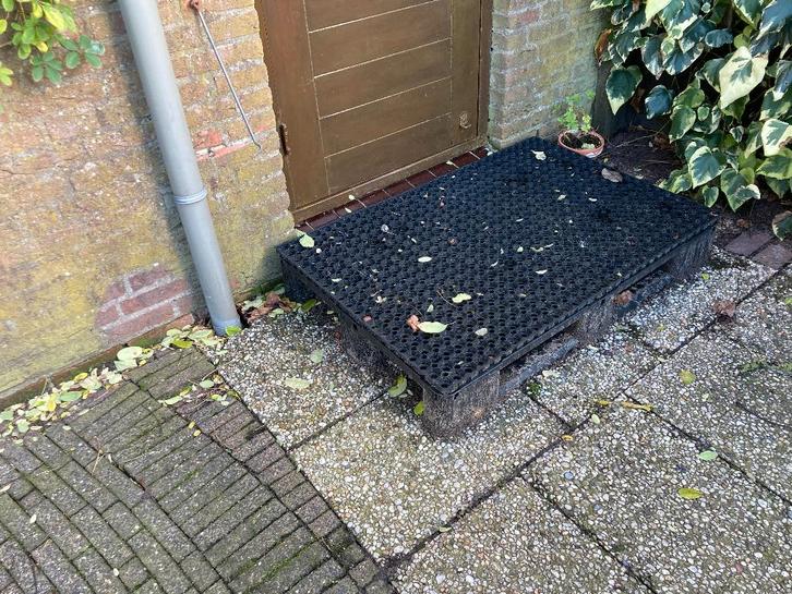 opstaphulp of opstapplateau voor ouderen/gehandicapten, Diversen, Verpleegmiddelen, Zo goed als nieuw, Ophalen