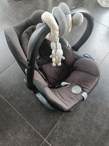 Isofix MaxiCosi + MaxiCosi beschikbaar voor biedingen