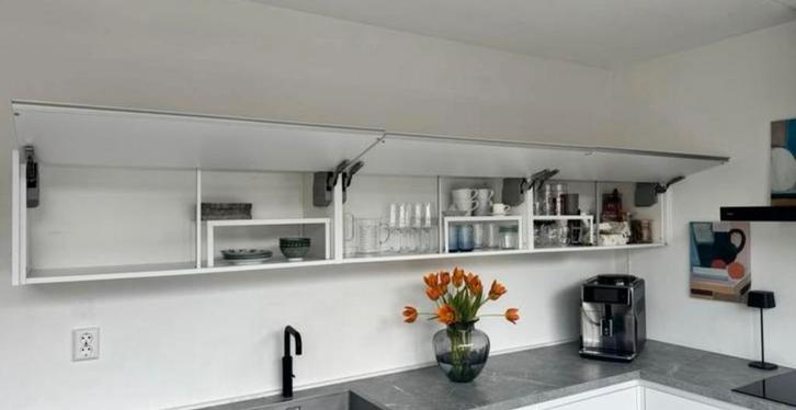 Three White Wall Cabinets – 100 cm (W) x 37 cm, Huis en Inrichting, Keuken | Complete keukens, Zo goed als nieuw, Overige typen