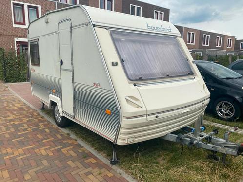 Beyerland 380B Caravan - Ideaal voor starters, Caravans en Kamperen, Caravans, Particulier, tot en met 3, 750 - 1000 kg, Treinzit