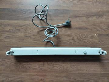 Armatuur voor TL-balk 60 cm breed beschikbaar voor biedingen