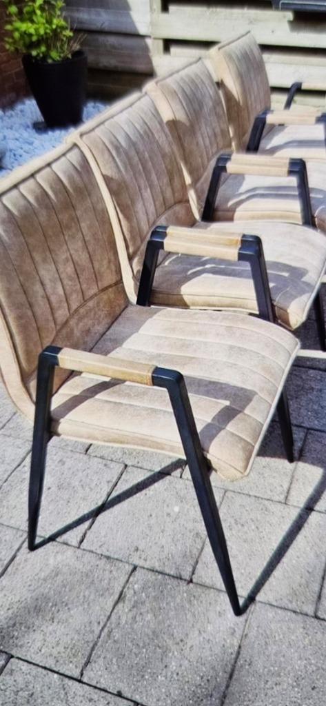 Eetafel stoelen, Huis en Inrichting, Stoelen, Gebruikt, Vier, Stof, Bruin, Ophalen