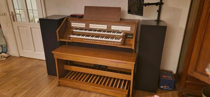 Content D4330 met sweelinq en touchscreen, Muziek en Instrumenten, Orgels, Gebruikt, Orgel, 2 klavieren, Ophalen of Verzenden