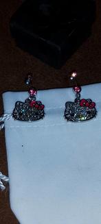Hello kitty oorbellen, Overige materialen, Hangers, Nieuw, Ophalen of Verzenden