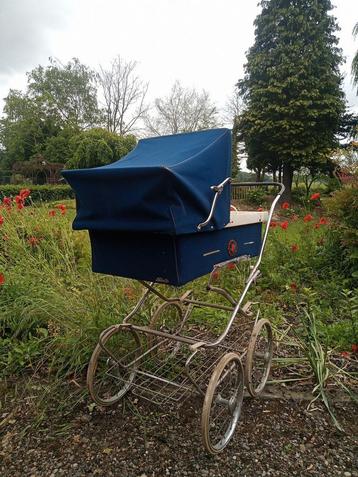 vintage retro vDelft  wandelwagen kinderwagen beschikbaar voor biedingen