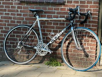 Peloton Comp Series - High- Performance Road Bike beschikbaar voor biedingen