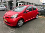 Toyota Aygo 1.0-12V +, Voorwielaandrijving, Stof, Gebruikt, 4 stoelen