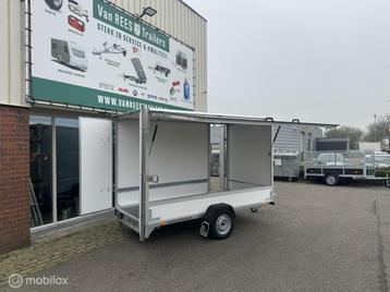 Gesloten verkoopwagen met zijklep zijdeur 750kg enkelasser beschikbaar voor biedingen