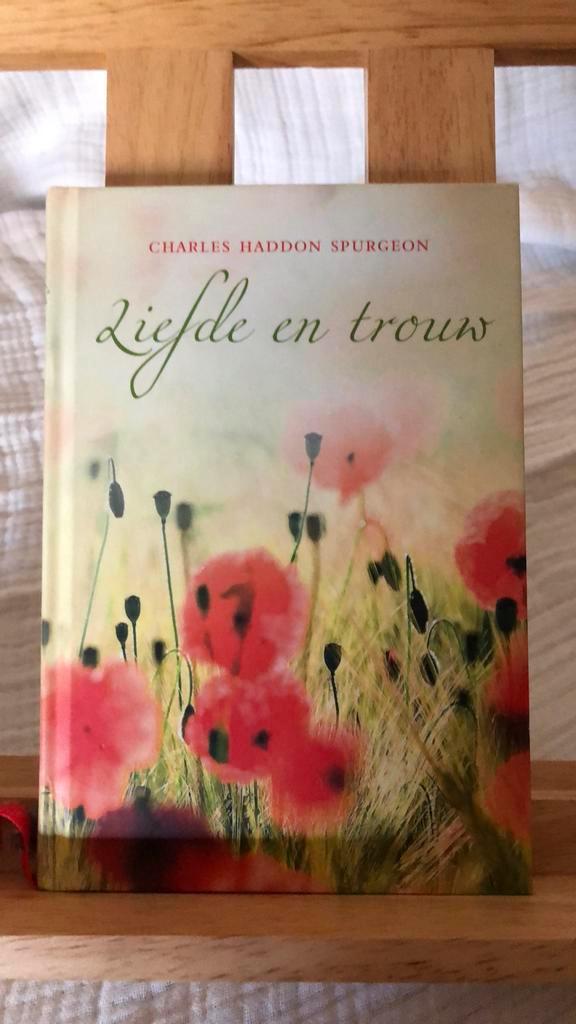 Charles Haddon Spurgeon - Liefde en trouw, Boeken, Godsdienst en Theologie, Zo goed als nieuw, Ophalen of Verzenden