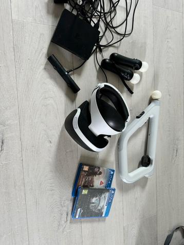 Hele complete PSVR zet (incl move controller en aim) beschikbaar voor biedingen