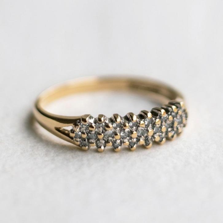 Vintage 9K gouden h eternity ring met Diamant - 17, Sieraden, Tassen en Uiterlijk, Ringen, Zo goed als nieuw, Dame, 17 tot 18