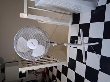 Witte goedwerkende Ventilator  beschikbaar voor biedingen