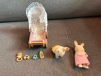 Sylvanian Families Tweeling Konijn + Kinderwagen, Ophalen of Verzenden, Gebruikt, Overige typen