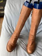 UGG Soft Leather Boots in Camel Colour, Hoge laarzen, UGG, Bruin, Verzenden