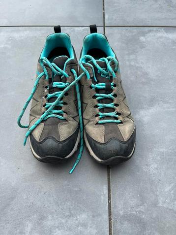 Brütting wandelschoenen maat 38 beschikbaar voor biedingen