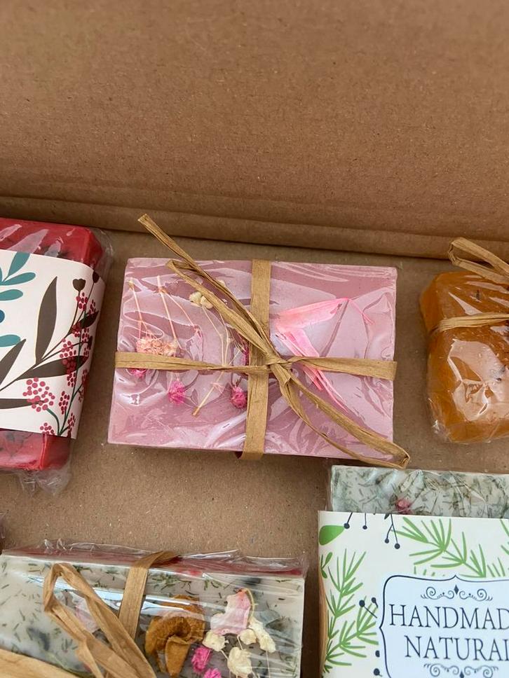 Dutch handmade soap, Sieraden, Tassen en Uiterlijk, Uiterlijk | Lichaamsverzorging, Zo goed als nieuw, Overige typen, Ophalen of Verzenden