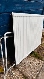 Radiator verwarming, Doe-het-zelf en Verbouw, Verwarming en Radiatoren, Ophalen of Verzenden, Zo goed als nieuw, Radiator, 30 tot 80 cm