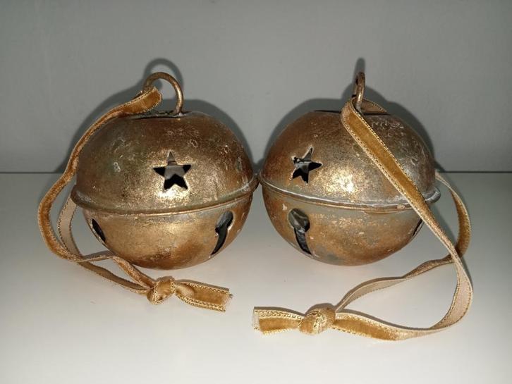Kerst 2x grote bel bal metaal old look goudkleur set €5,-, Diversen, Kerst, Zo goed als nieuw, Ophalen of Verzenden