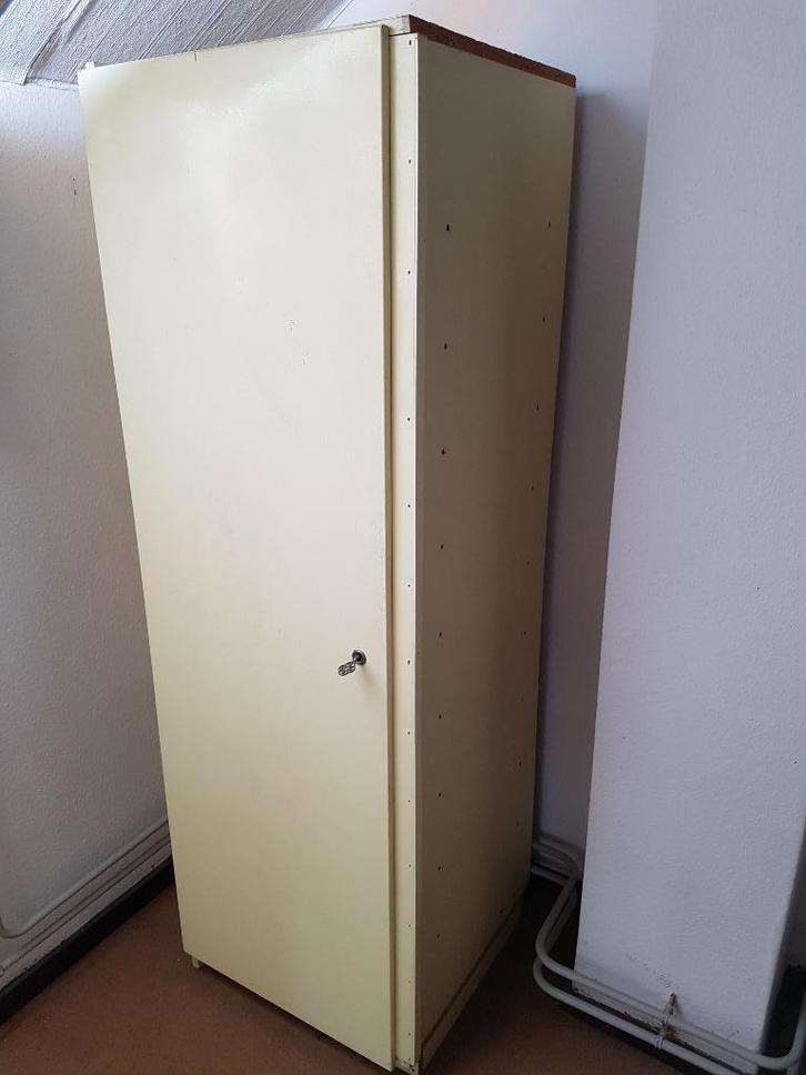 Opberg kast staand 169cm, Huis en Inrichting, Kasten | Stellingkasten, Gebruikt, Ophalen