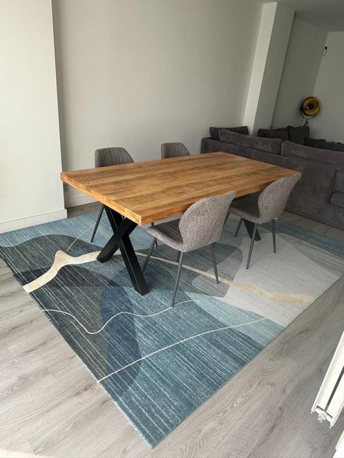 Large Rug, Huis en Inrichting, Stoffering | Tapijten en Kleden, Zo goed als nieuw, 200 cm of meer, 200 cm of meer, Rechthoekig