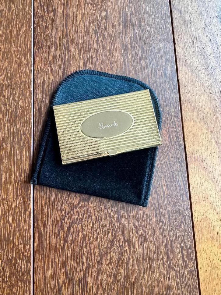 Vintage visitekaarthouder van Harrods, Verzamelen, Geboortekaartjes en Visitekaartjes, Visitekaartje, 1990 tot 2000, Ophalen of Verzenden