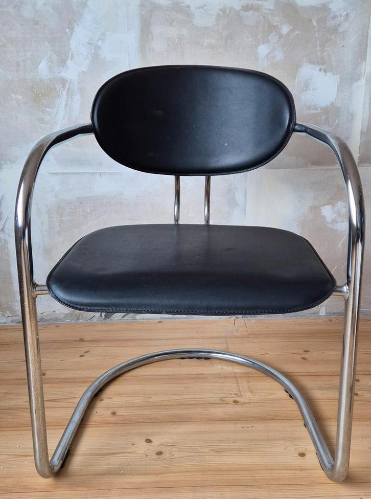 Effezeta stoel chroom buisframe, Huis en Inrichting, Stoelen, Gebruikt, Eén, Metaal, Zwart, Ophalen of Verzenden