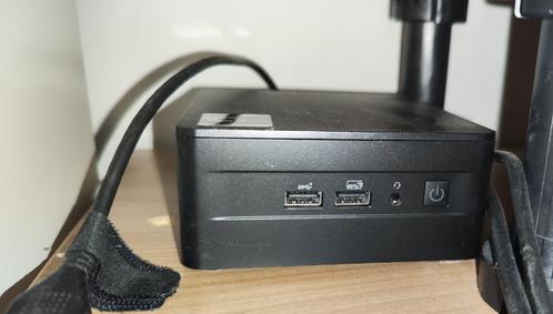Intel NUC 12 NUC12WSHi5 - i5 12th gen - 64GB DDR4 - 2TB SSD, Computers en Software, Desktop Pc's, Zo goed als nieuw, 3 tot 4 Ghz