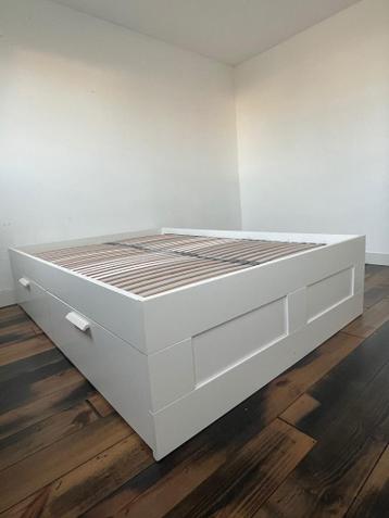 IKEA bedframe en lattenbodems + lades - afbeelding 3