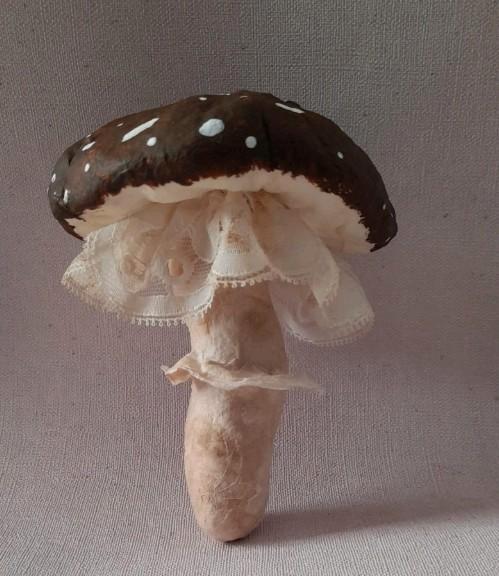 Prachtige grote brocante wattenpop paddenstoel met kant, Diversen, Kerst, Ophalen of Verzenden