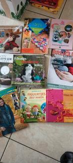 Diverse Haakboeken, Ophalen of Verzenden, Zo goed als nieuw, Haken, Patroon of Boek