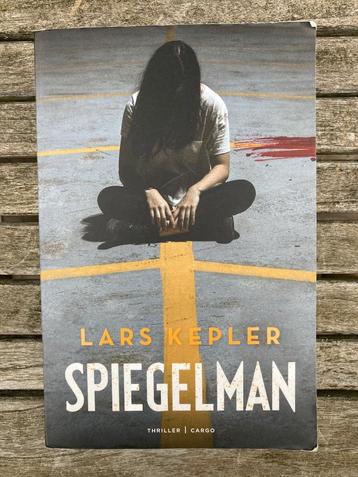 Boek    "Spiegelman"     Lars Kepler  beschikbaar voor biedingen
