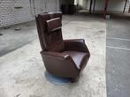 Bruine leren relaxfauteuil, Gebruikt, Huismerk, Ophalen of Verzenden, Metaal