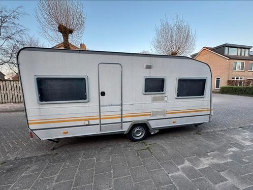 Caravan Knaus Südwind 485 met mover, Caravans en Kamperen, Caravans, Particulier, tot en met 4, 750 - 1000 kg, Rondzit, Knaus
